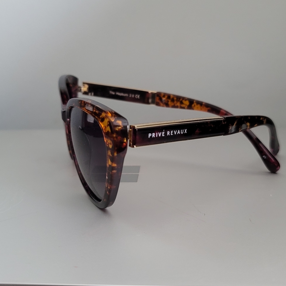 Prive Revaux Womens Sunglasses - Picture 3 of 8